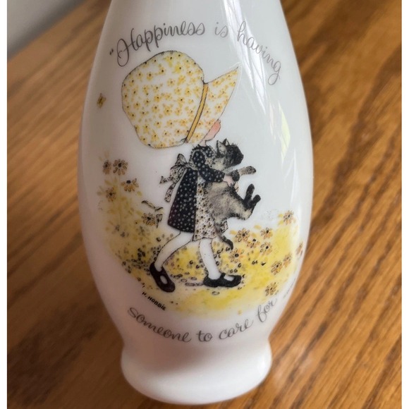 Vintage Holly Hobbie Bud Vase 1973 Cat "Happiness is Having Someone to Care For" - Picture 1 of 10
